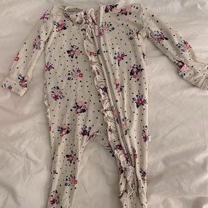 Posh peanut Frances ruffle footie